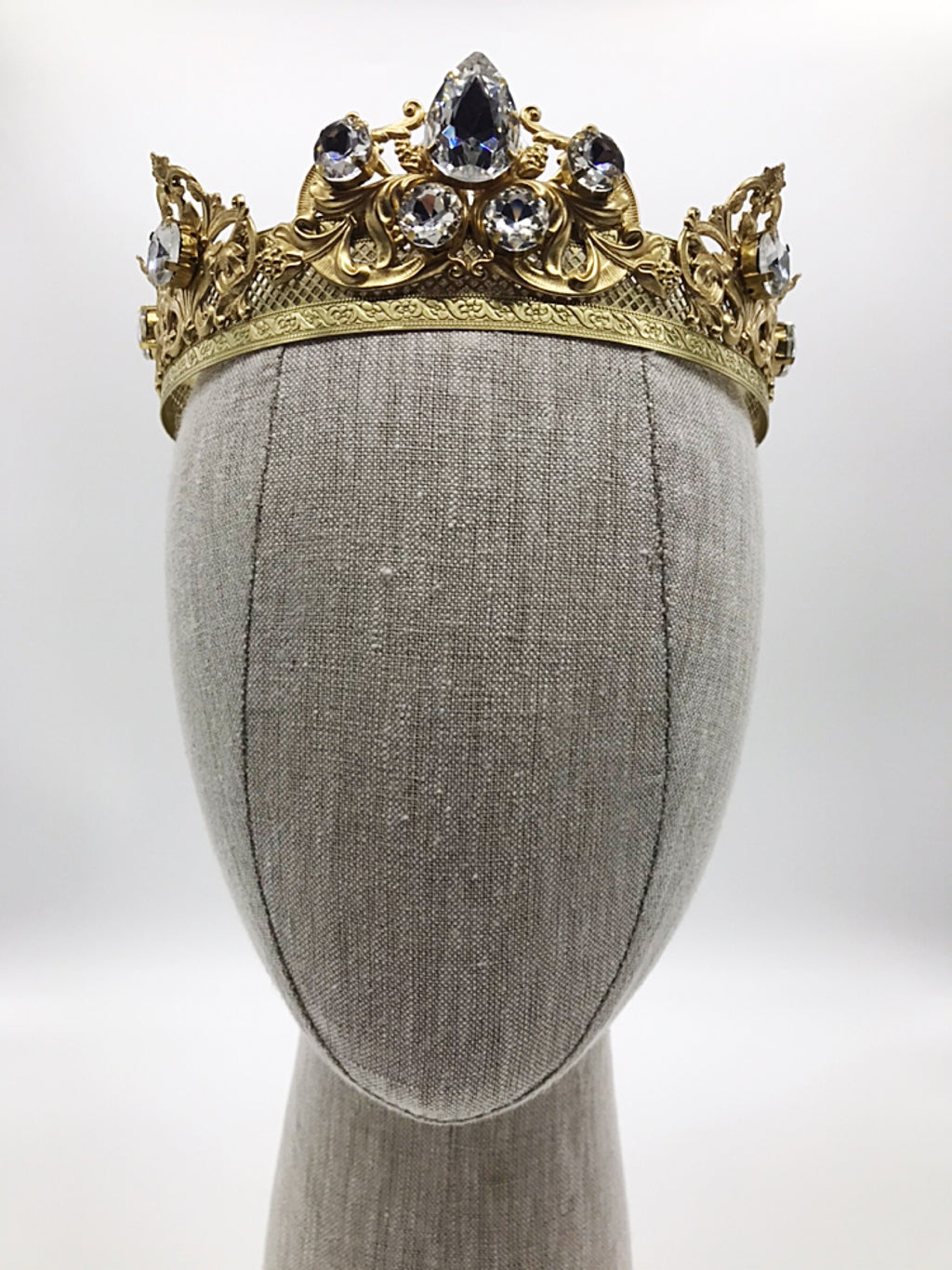 Crown As Seen on Empire  image 4