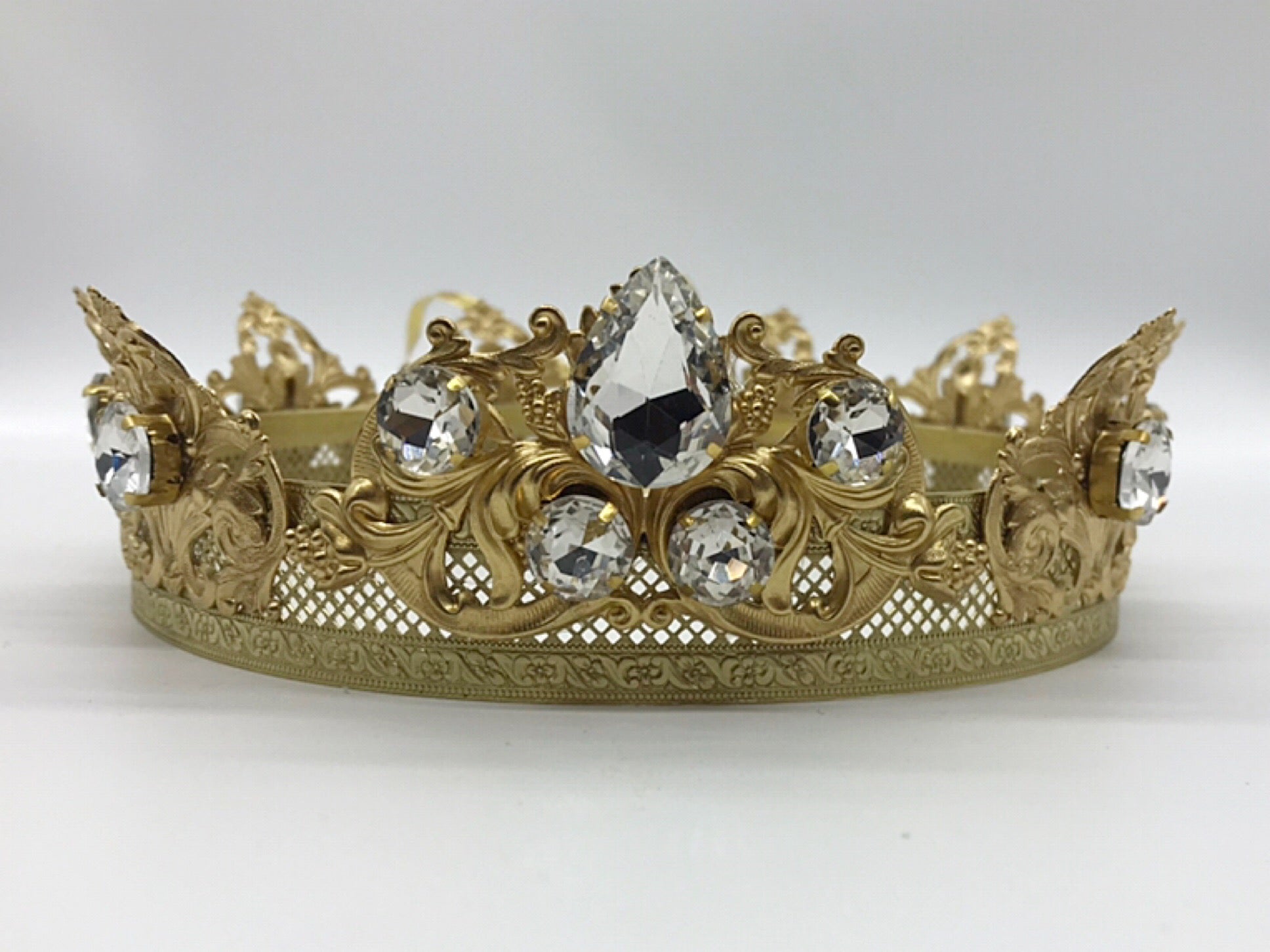 Crown As Seen on Empire  image 1
